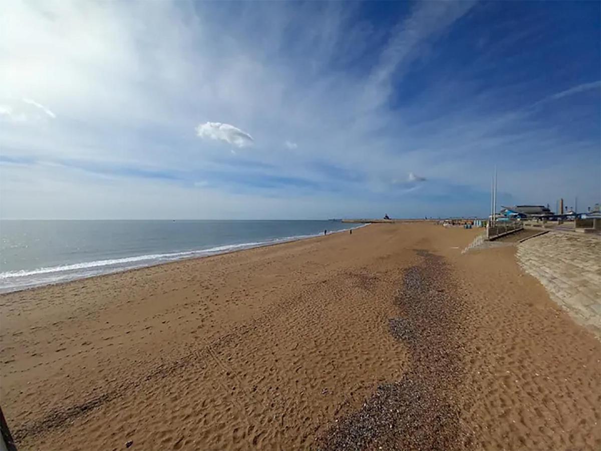 Sohot Stays Royal Sands Seaview Apt Free Parking Sleeps 4 Ramsgate Luaran gambar